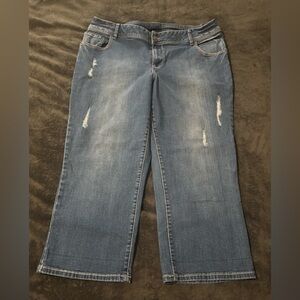 Lane Bryant Genius Fit Distressed Capri Denim Blue Jeans